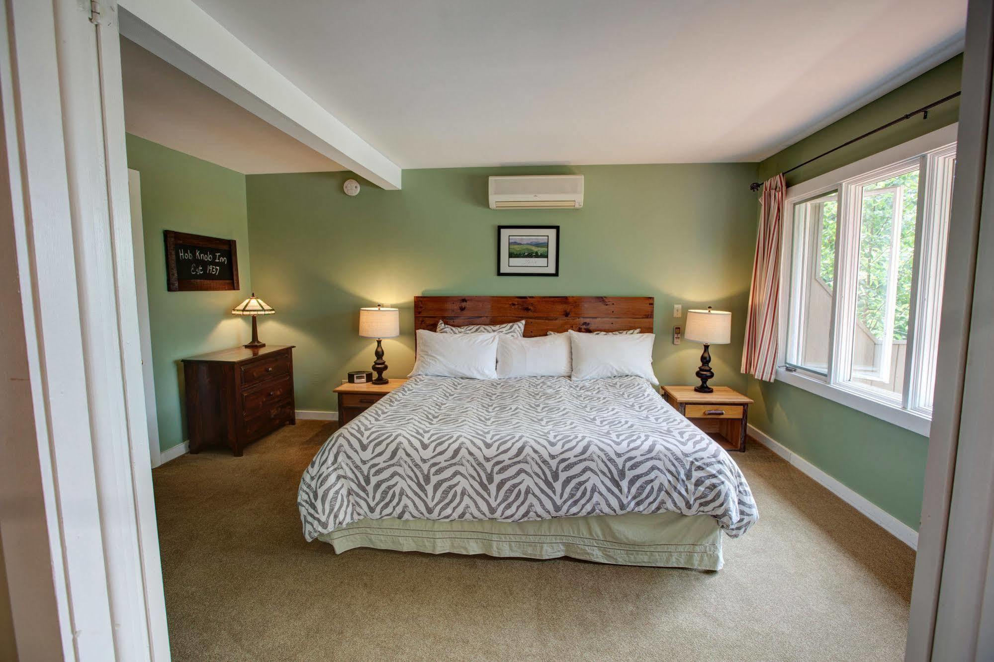Hob Knob Inn&Lounge Stowe Exterior foto