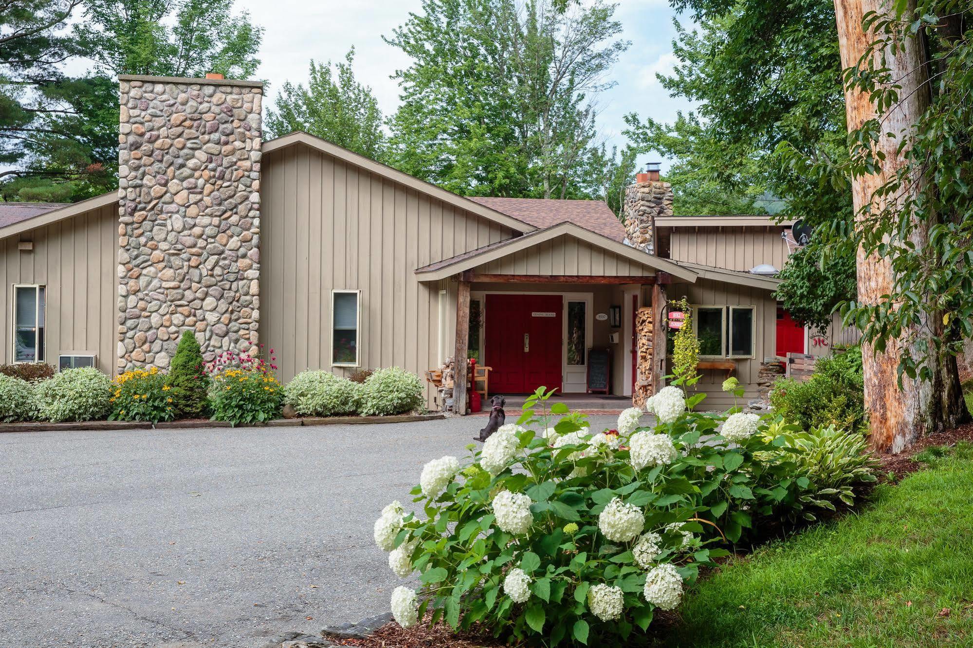 Hob Knob Inn&Lounge Stowe Exterior foto