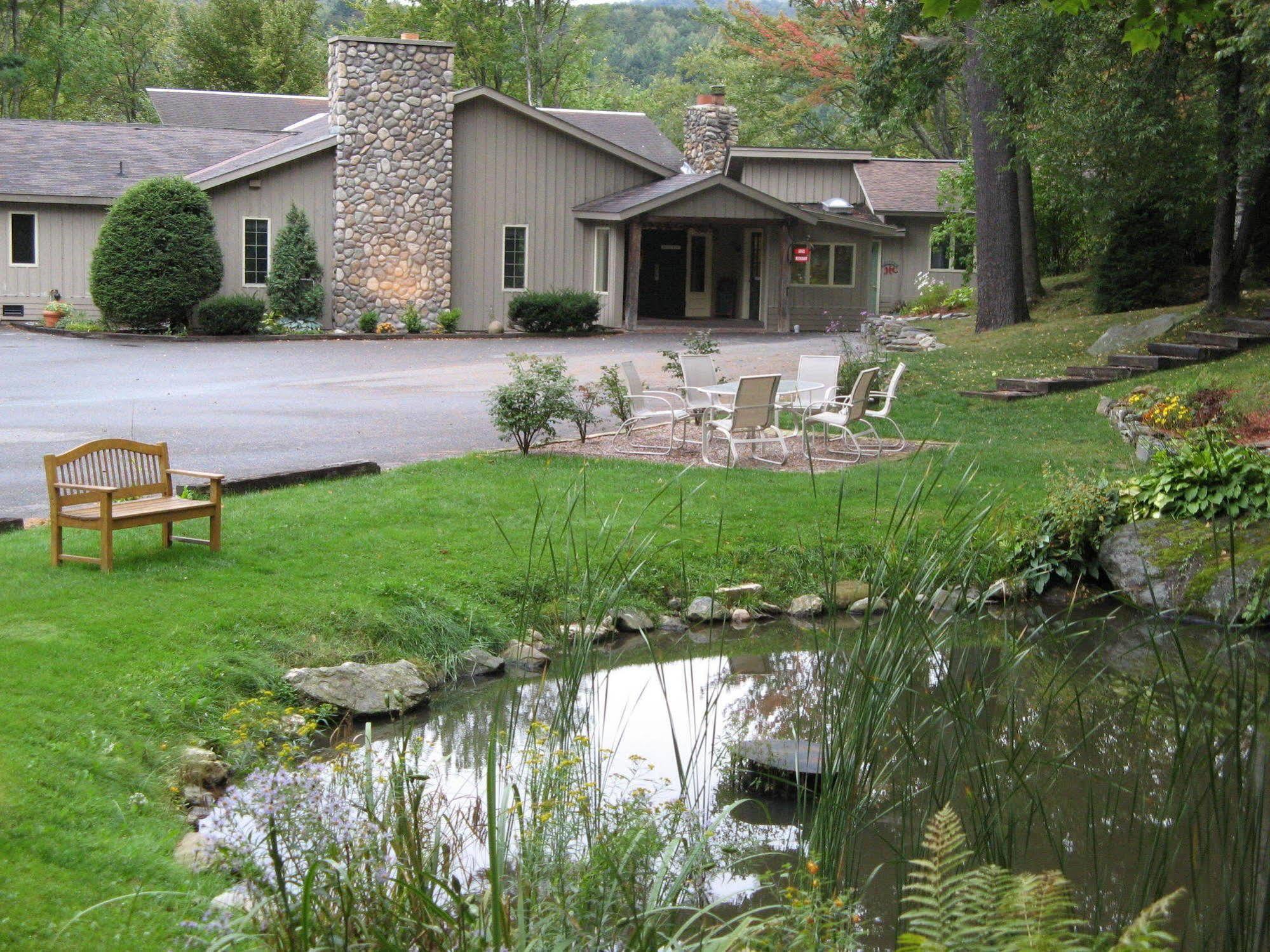 Hob Knob Inn&Lounge Stowe Exterior foto